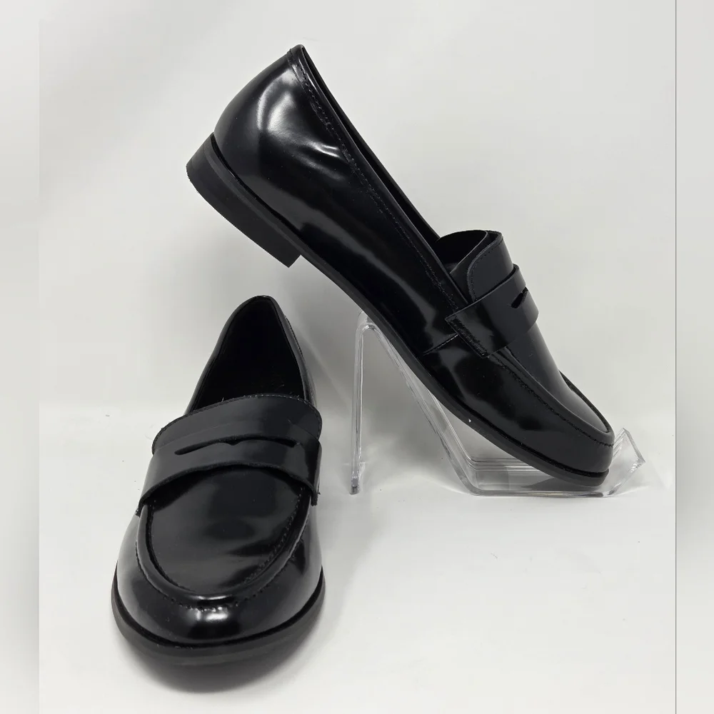 Banana Republic Black Leather Loafer